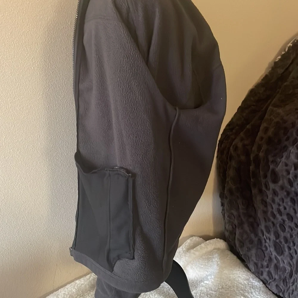 Glacier’s Edge Full Zipper Fleece Size Small